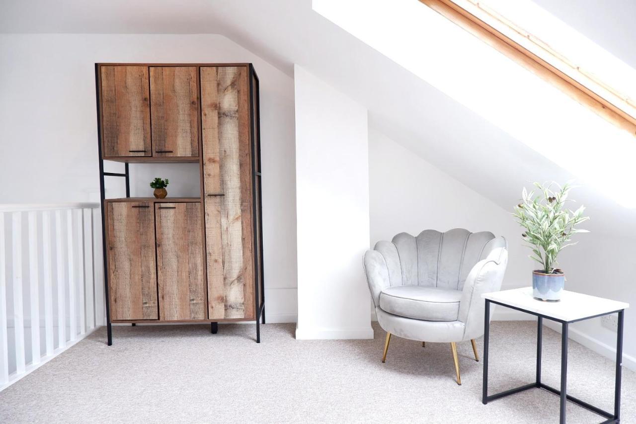 Comfortable And Cozy 4-Bedroom House Near The Hospital CBG Exteriér fotografie