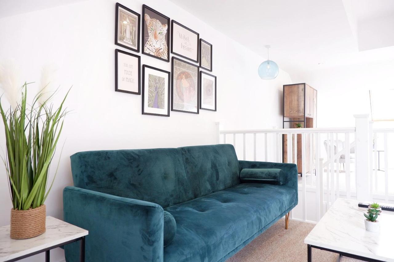 Comfortable And Cozy 4-Bedroom House Near The Hospital CBG Exteriér fotografie